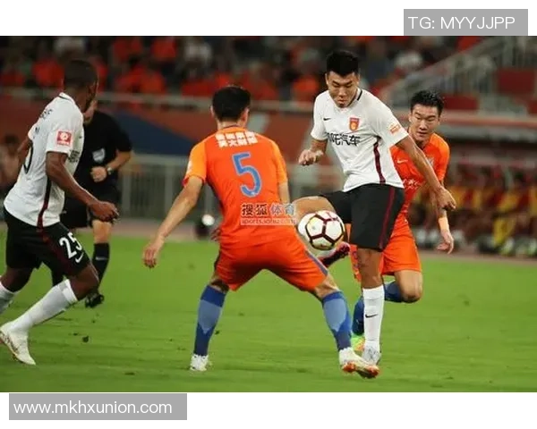 塔里木大学足球队迎战强敌力争在主场取得胜利展现风采